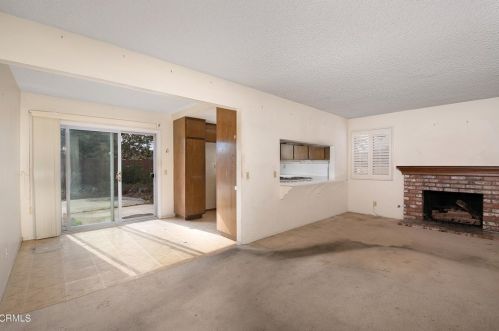 3450 Schooner Walk, Oxnard CA 93035-1642 exterior