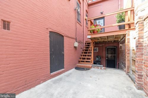 2010 Hillyer Pl, Washington DC 20009-1006 exterior