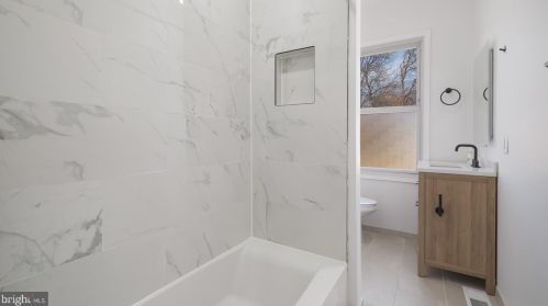 1731 Harrison St, Philadelphia PA  19124-2747 exterior