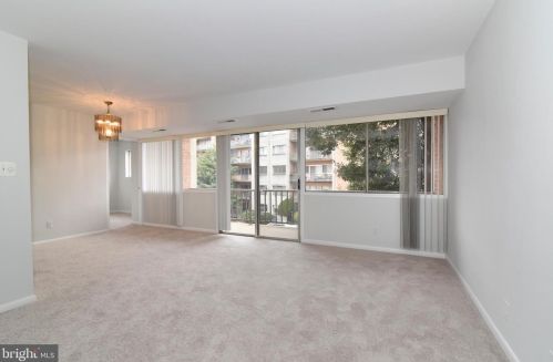 5831 Quantrell Ave, Alexandria, VA 22312-2717