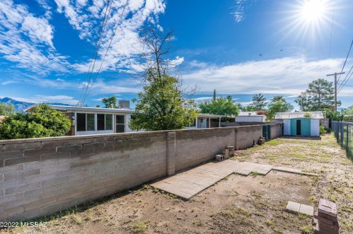 5936 Hawthorne St, Tucson AZ  85711-1528 exterior