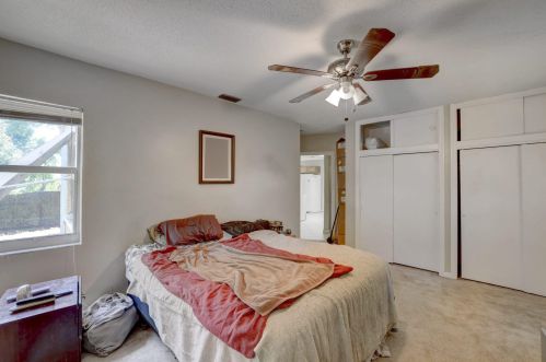 1405 Boston Ave, Fort Pierce FL 34950-3995 exterior