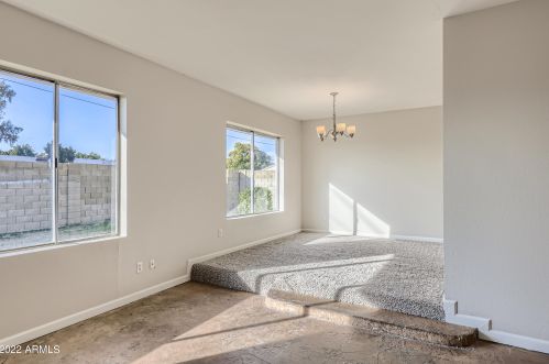 15028 40 Pl, Phoenix AZ 85050-8972 exterior