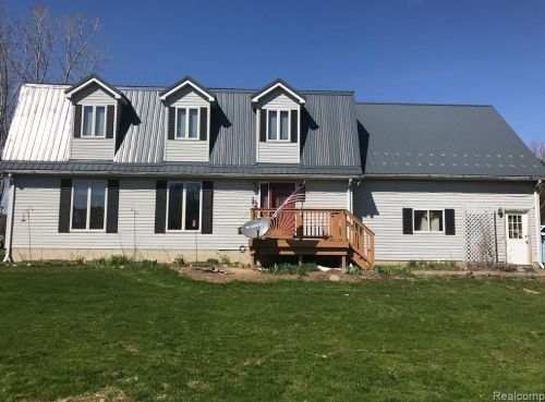 5434 Lippincott Rd, Lake Nepessing, MI 48446-9674