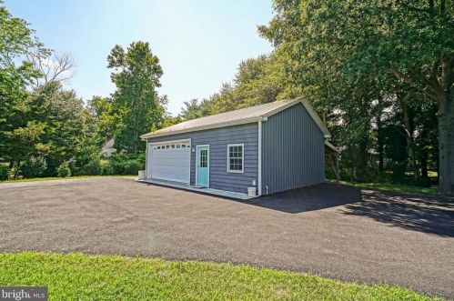 15544 New Rd, Lewes DE 19958-9573 exterior