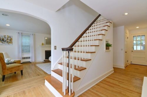 41 4th St, Providence RI 02906-3756 exterior