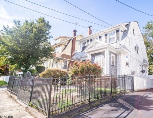 64 Laurel Ave, Irvington, NJ 07111-1921