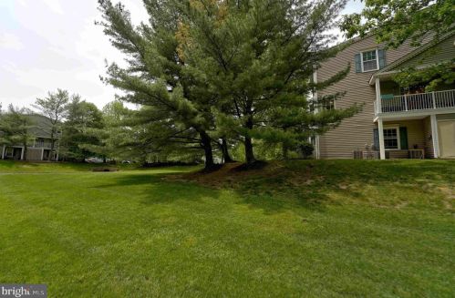 46 Lehavre Ct, Trenton NJ  08619-4723 exterior