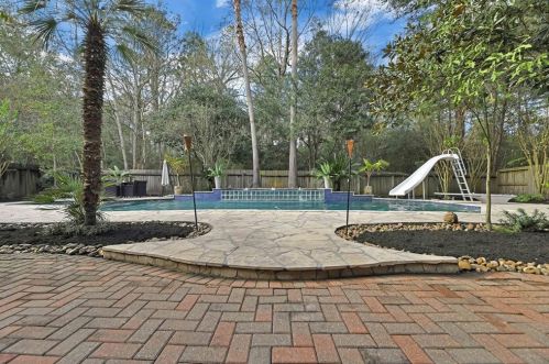 3607 Forest Row Dr, Humble TX 77345-3080 exterior