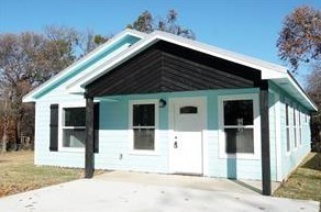 609 Brock St, Denison TX  75020-6901 exterior