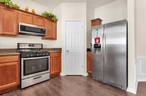 2099 Executive Dr, Duluth GA 30096-8972 exterior