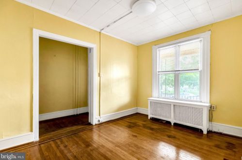 2230 69 St, Philadelphia PA 19142-1828 exterior