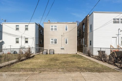 735 91st St, Chicago IL 60617-4409 exterior