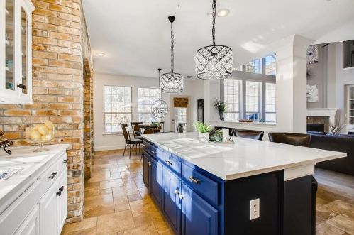 10122 Dianella Ln, Austin TX 78759-3036 exterior