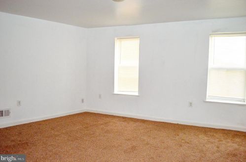 1340 Engle St, Chester PA 19013-2529 exterior