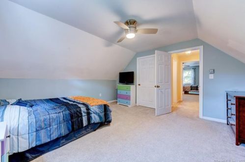 692 Torringford St, Torrington CT 06790-4162 exterior