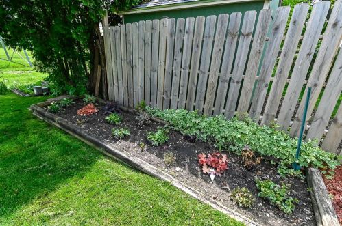 7021 Waterford Ave, Milwaukee WI  53220-2419 exterior