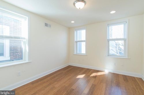 1338 22nd St, Philadelphia PA 19146-4241 exterior