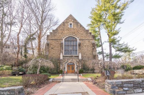 3463 Bowman St, Philadelphia PA 19129-1508 exterior