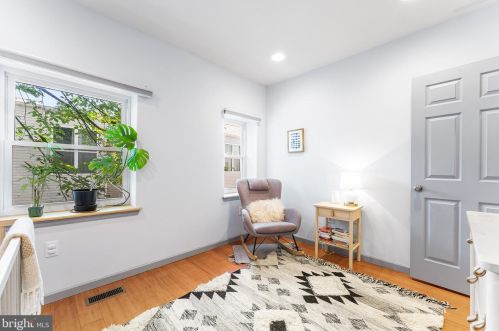 2238 Gerritt St, Philadelphia PA 19147-5821 exterior