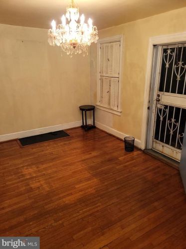 917 Delafield Pl, Washington DC 20011-4418 exterior