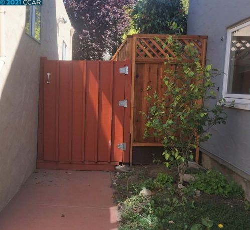 813 Santa Fe, Berkeley CA 94702-1025 exterior