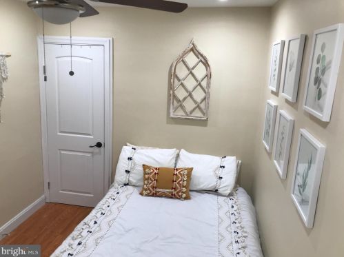 813 Bucknell St, Philadelphia PA 19145-3213 exterior