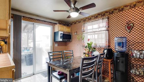 1908 Greymont St, Philadelphia PA 19116-3916 exterior