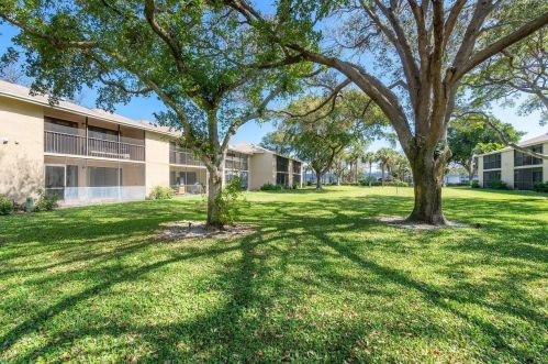 3939 5th Ave, Boca Raton FL  33431-4546 exterior