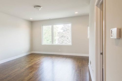 3642 Artesian Ave, Chicago IL  60618-4708 exterior