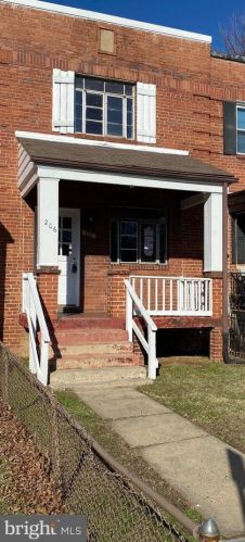 206 Lynhaven Dr, Alexandria VA  22305-3107 exterior