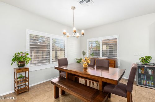 7810 15th Way, Phoenix AZ  85042-6734 exterior