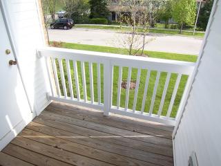 1638 Mcclure Rd, Aurora IL  60505-3894 exterior