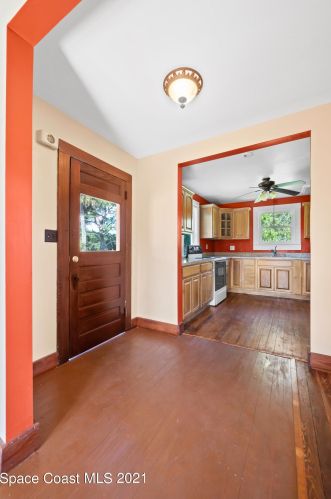 1595 Tropical Trl, Merritt Island FL 32952-5143 exterior