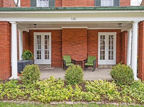 126 Yorkshire Dr, Pittsburgh, PA 15208-2641