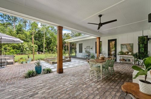 3130 70 St, Naples FL 34105-7201 exterior