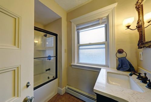 172 Pond St, Woonsocket RI  02895-2007 exterior