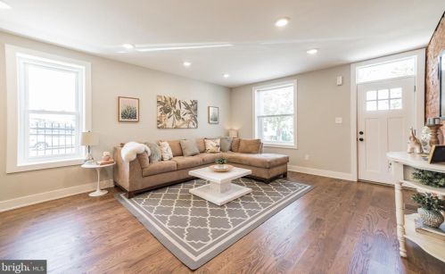 4207 Houghton St, Philadelphia PA  19128-1722 exterior