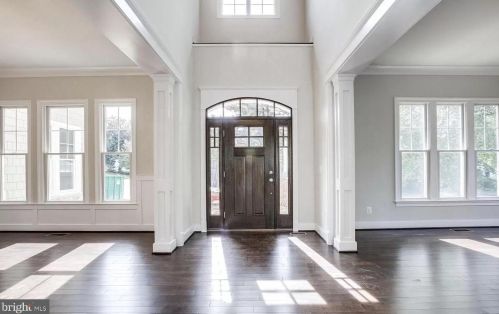 6520 Chesterfield Ave, Mc Lean, VA 22101-5229