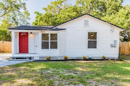 4005 Fern St, Tampa, FL 33610-3951