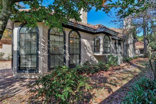 17 Kingwood Villas Ct, Humble TX 77339-3652 exterior