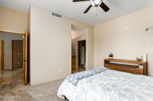 4421 Pontatoc Rd, Tucson AZ 85718-6750 exterior