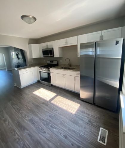 2816 Floyd St, Gary IN  46405-1568 exterior