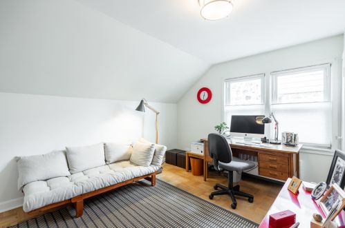 301 Carlisle Ave, Milwaukee WI 53217-4826 exterior