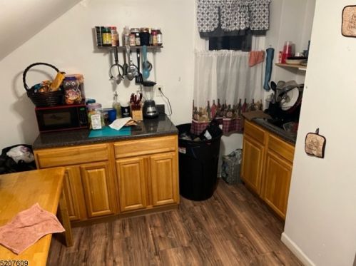 205 4th St, Paterson NJ  07522-1855 exterior