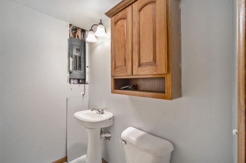 3301 Wagon Wheel Rd, Manitowoc WI 54220-8713 exterior