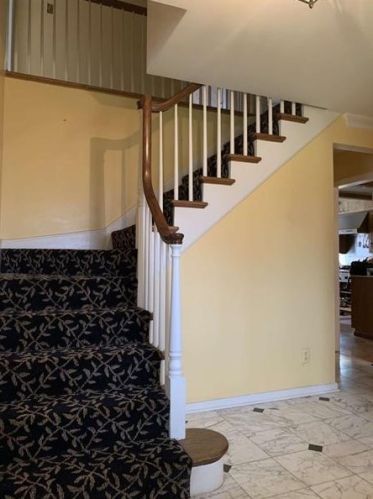 195 Vernon Dr, Pittsburgh PA 15228-1114 exterior