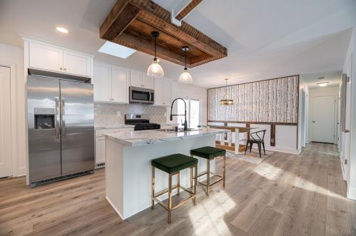 1748 Prince Ln, Meskegon MI  49445-1742 exterior