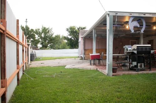 632 Esterine Rd, Dallas TX 75217-7768 exterior