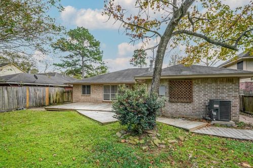 2611 Friarwood Trl, Humble TX 77339-1014 exterior